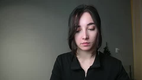 Olivia online show from February 2025 04:55:01 PM