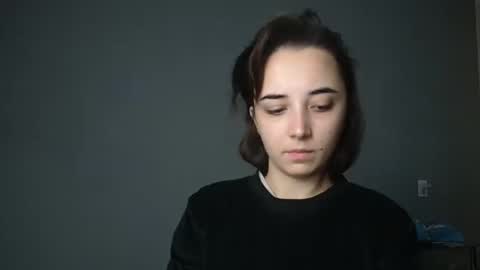 Olivia online show from October 2025 10:45:01 AM