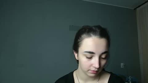 Olivia online show from December 2025 01:53:01 PM