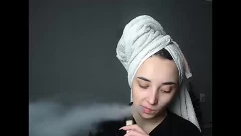 Olivia online show from January 2026 06:46:01 PM