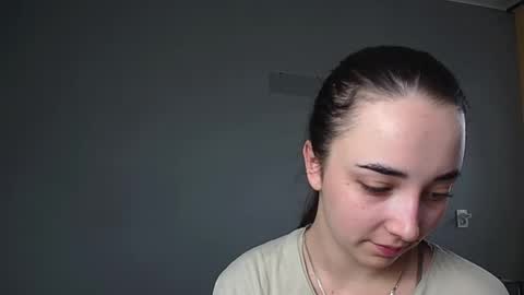 Olivia online show from March 2026 12:05:03 PM