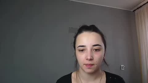 Olivia online show from April 2026 10:35:02 AM