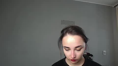 Olivia online show from April 2026 01:48:02 PM