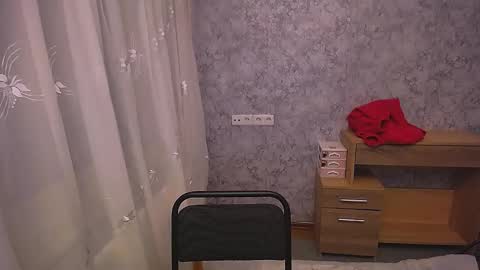 Olivia online show from December 2024 05:44:02 PM