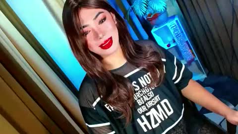 Miss OLIVIA online show from October 2025 07:09:02 AM