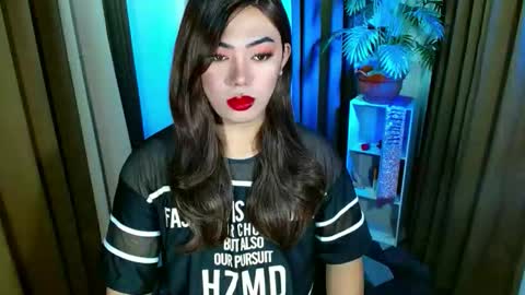 Miss OLIVIA online show from October 2025 06:49:01 AM