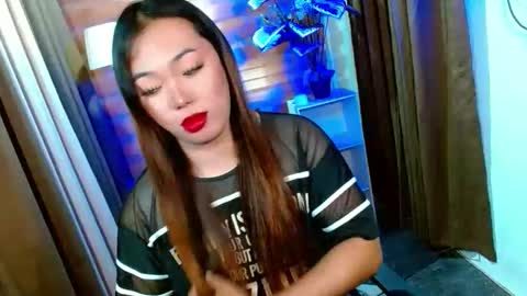 Miss OLIVIA online show from March 2026 06:52:01 AM