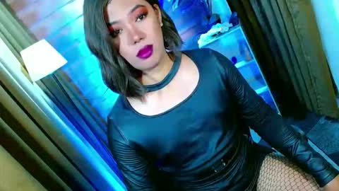 Miss OLIVIA online show from May 2026 07:05:02 AM