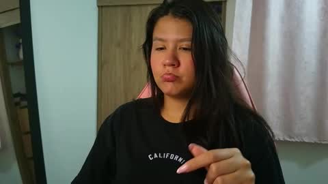 Olivia online show from March 2026 12:10:02 PM