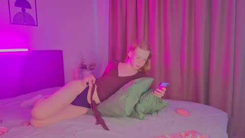oliviaapink online show from June 2026 01:46:01 PM