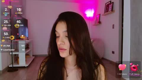 Snapshot of oliviabran_ chatting on May 2026 09:02:03 PM Olivia Bram online show from May 2026 09:02:03 PM
