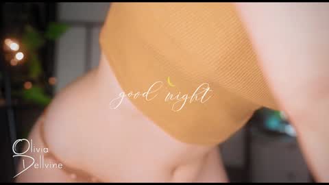 Snapshot of oliviadellvine chatting on January 2025 03:53:02 AM Olivia online show from January 2025 03:53:02 AM