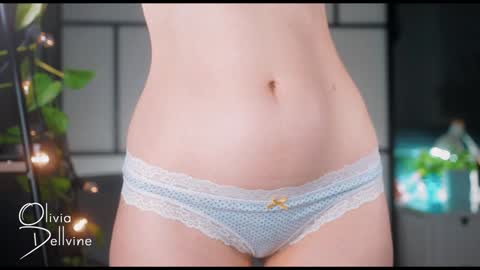 Snapshot of oliviadellvine chatting on January 2025 01:43:02 AM Olivia online show from January 2025 01:43:02 AM