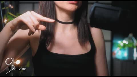 Snapshot of oliviadellvine chatting on February 2025 01:40:01 AM Olivia online show from February 2025 01:40:01 AM