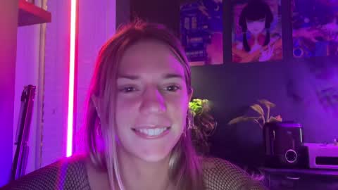 Olivia online show from December 2024 04:45:02 AM