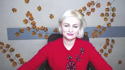 OliviaHorst online show from December 2024 01:28:01 PM