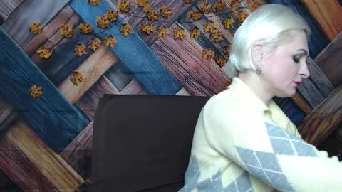 Snapshot of oliviahorst chatting on December 2025 06:32:01 AM OliviaHorst online show from December 2025 06:32:01 AM