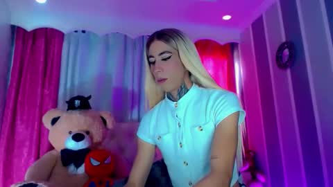 Snapshot of oliviahot01 chatting on March 2026 03:12:01 PM oliviahot01 online show from March 2026 03:12:01 PM