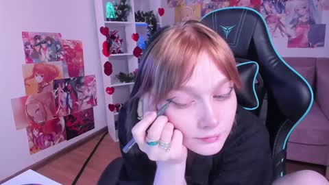 Snapshot of olivialaurens chatting on December 2025 02:44:02 PM OliviaLaurens online show from December 2025 02:44:02 PM