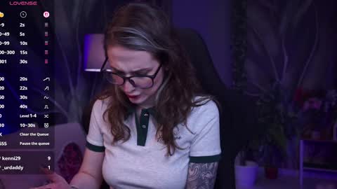 Snapshot of oliviamcclean chatting on February 2026 06:22:01 AM Liv online show from February 2026 06:22:01 AM