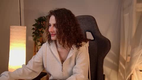 Snapshot of oliviamcclean chatting on February 2026 06:37:02 PM Liv online show from February 2026 06:37:02 PM