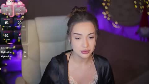 Snapshot of oliviamoore_ chatting on February 2026 06:45:02 AM Olivia online show from February 2026 06:45:02 AM