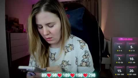 . online show from December 2025 03:56:01 AM