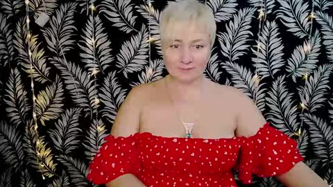 Snapshot of oliviaoskar_ chatting on January 2025 03:22:02 PM Kelly online show from January 2025 03:22:02 PM