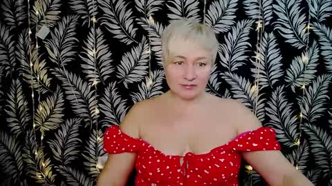 Snapshot of oliviaoskar_ chatting on January 2025 11:33:02 AM Kelly online show from January 2025 11:33:02 AM