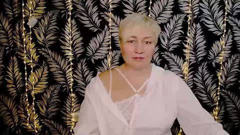 Snapshot of oliviaoskar_ chatting on February 2025 12:05:02 PM Kelly online show from February 2025 12:05:02 PM