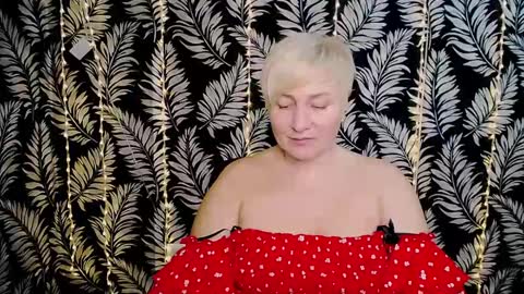 Snapshot of oliviaoskar_ chatting on February 2025 12:19:02 PM Kelly online show from February 2025 12:19:02 PM