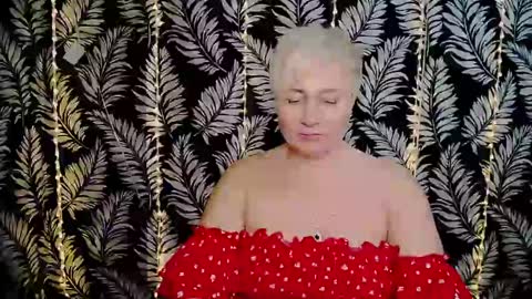 Snapshot of oliviaoskar_ chatting on February 2025 03:39:02 PM Kelly online show from February 2025 03:39:02 PM