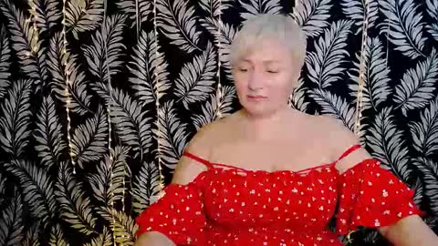 Snapshot of oliviaoskar_ chatting on September 2025 11:32:01 AM Kelly online show from September 2025 11:32:01 AM