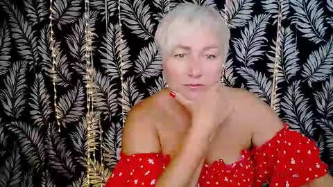 Snapshot of oliviaoskar_ chatting on October 2025 11:18:02 AM Kelly online show from October 2025 11:18:02 AM