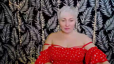 Snapshot of oliviaoskar_ chatting on November 2025 03:05:01 PM Kelly online show from November 2025 03:05:01 PM