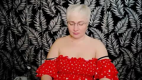 Kelly online show from April 2026 10:16:01 AM