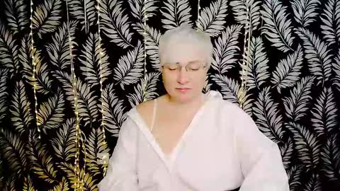 Kelly online show from May 2026 10:22:01 AM