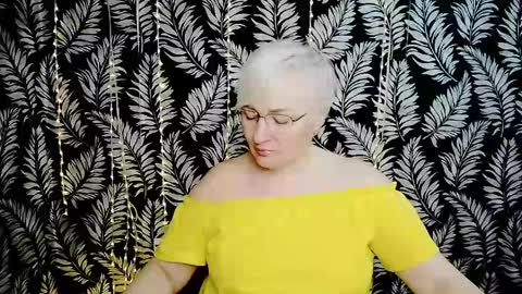 Kelly online show from May 2026 10:12:01 AM