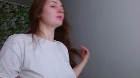 Olivia online show from March 2026 05:22:02 AM