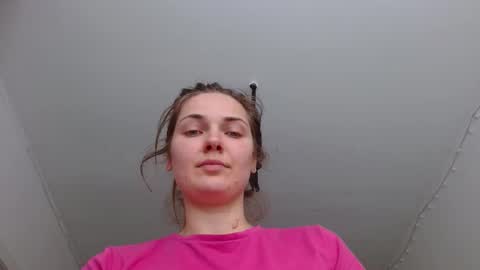 Olivia online show from March 2026 08:26:33 AM