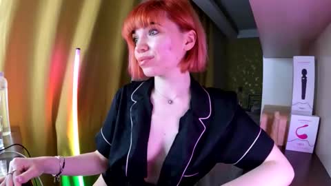 Angelina Lina online show from April 2026 08:06:02 PM