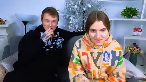 Olli and Stiw online show from December 2025 07:59:01 AM