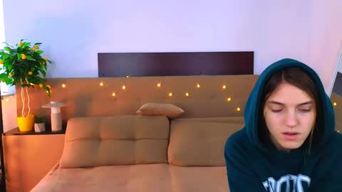 Olli and Stiw online show from April 2026 07:09:01 AM