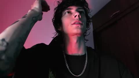     online show from March 2025 05:42:01 AM