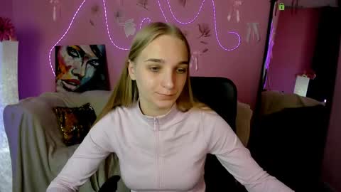 Ollivia online show from April 2026 05:45:01 AM