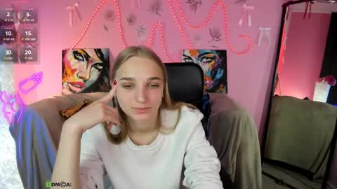Ollivia online show from May 2026 05:47:02 AM