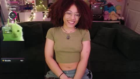 olly online show from December 2025 11:32:02 PM