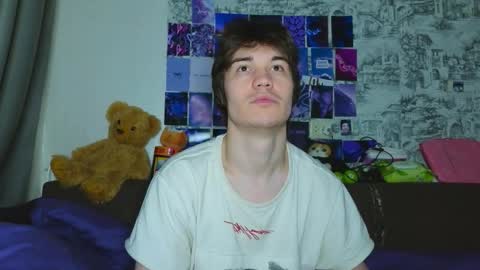 Snapshot of ololkd chatting on November 2025 05:17:01 AM Tony online show from November 2025 05:17:01 AM