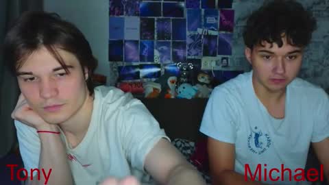 Snapshot of ololkd chatting on December 2025 12:44:02 PM Tony online show from December 2025 12:44:02 PM