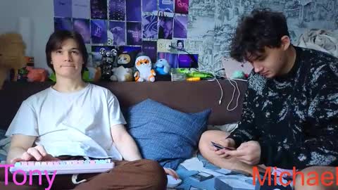 Snapshot of ololkd chatting on February 2026 10:42:01 AM Tony online show from February 2026 10:42:01 AM